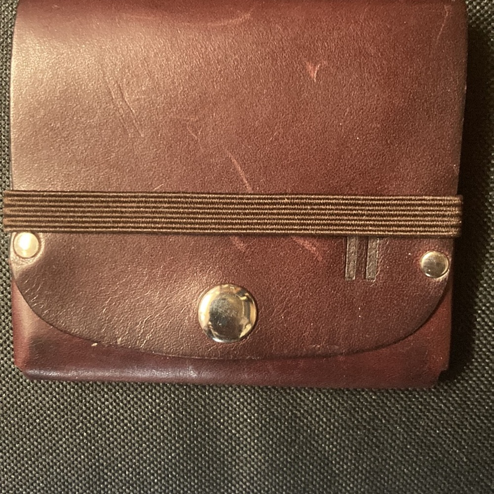 rare!  Mini Frye tri-fold wallet